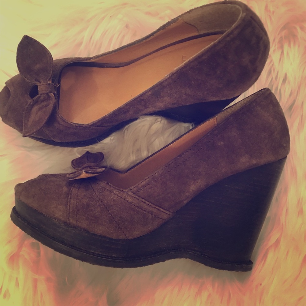 Cute wedges peep toe shoes